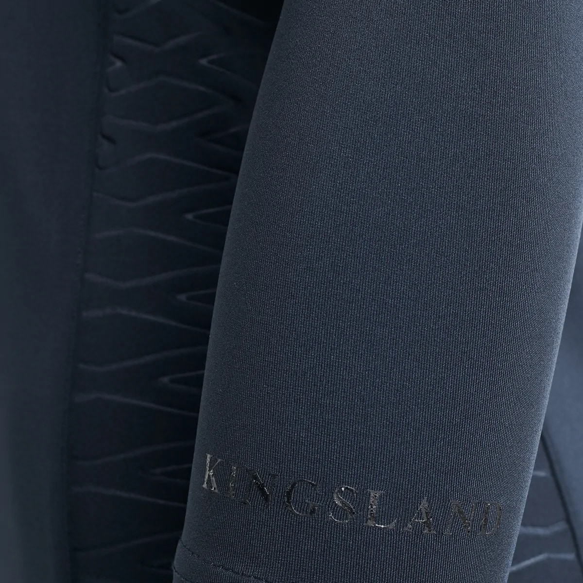 AISLA��ǥ���Ĺµ�ȥ졼�˥󥰥����