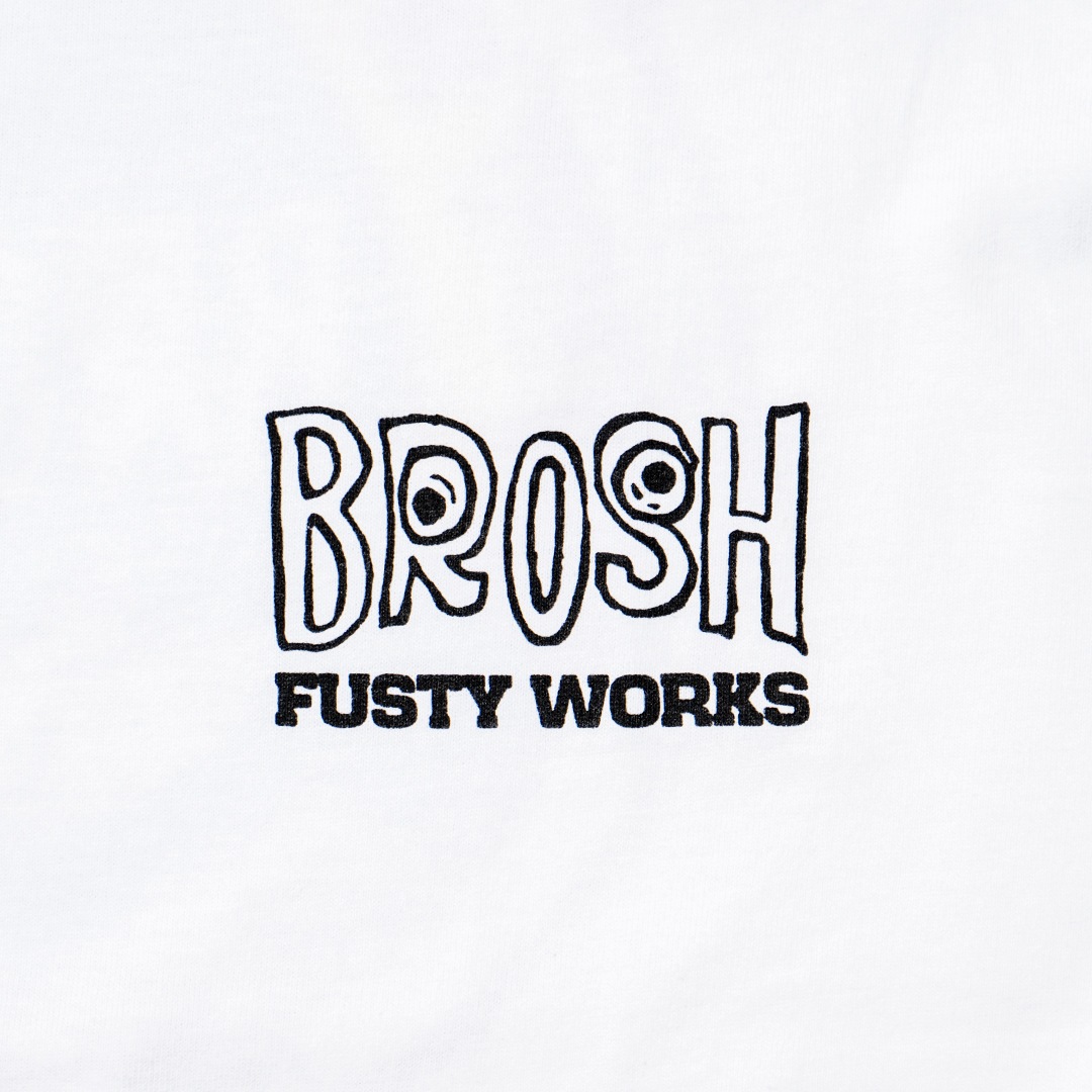 BROSH ��FUSTY WORKS S/S TEE FACE LOGO_WH��BROSH ��T����ġ�