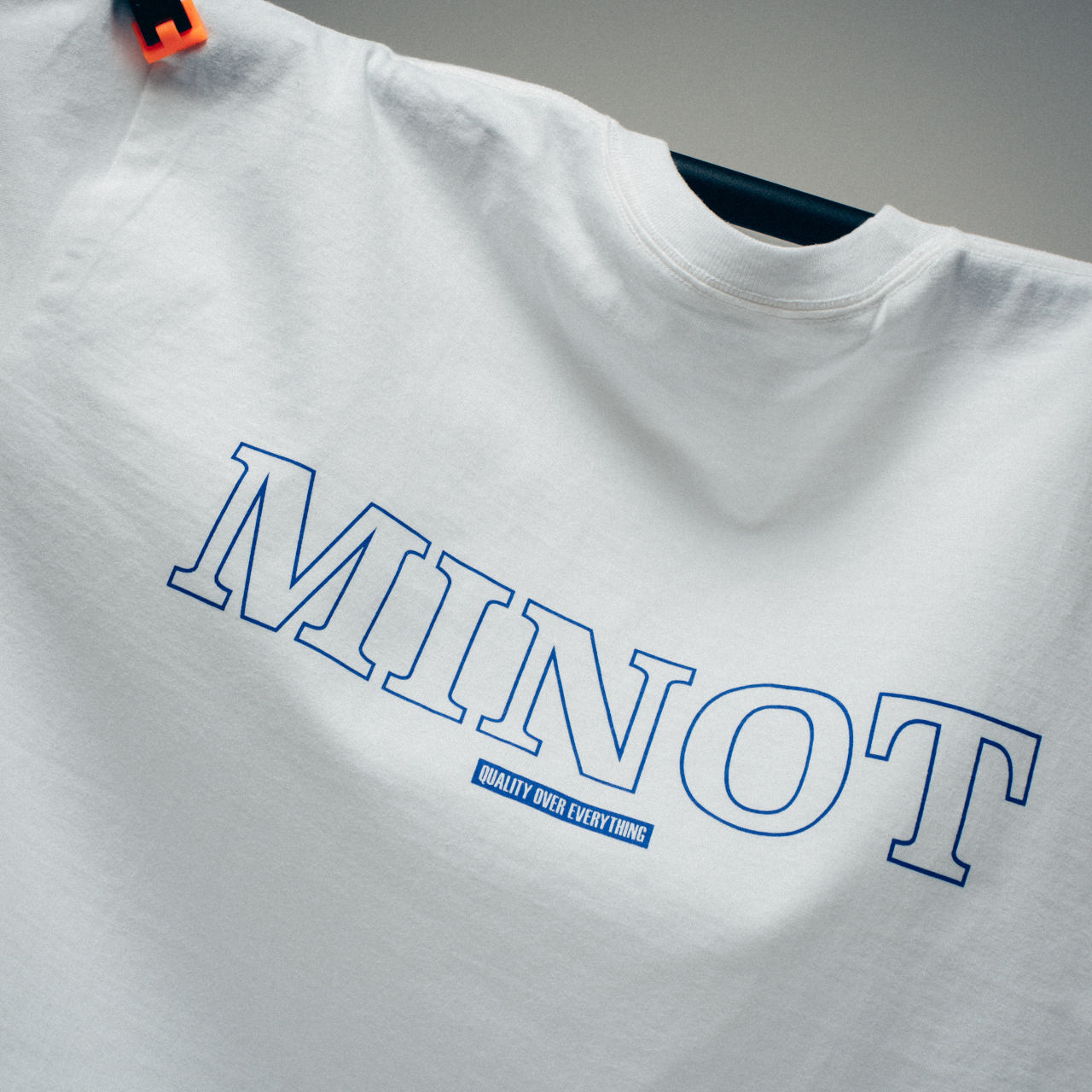 �ڿ��̸�����ʡ�MINOT LOGO TEE S/S�ʥۥ磻�ȡˡ�MINOT��T����ġ�