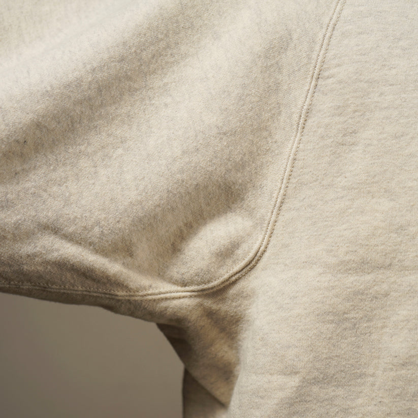 AKOM - SWEAT AKOM��GH5301��OATMEAL�ˡ�GLAD HAND �ʥ������åȡ�