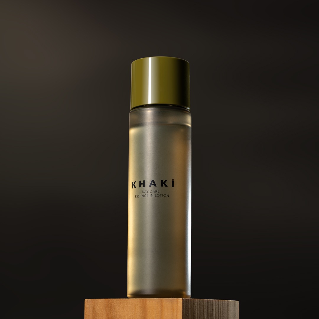 �ǥ��������å��󥹥���������������ѥ����륤������������ˡ�KHAKI�ʲ��ѿ��