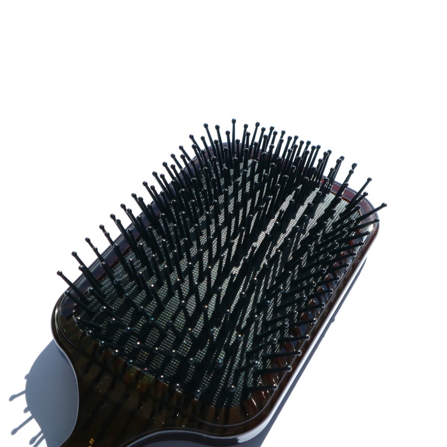 パドルブラシ（頭皮マッサージブラシ）／BONA FIDE（ヘアブラシ