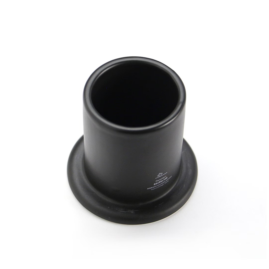 ANAheim PORCELAIN ASH-POT "Black"��DETAIL INC.���Żҥ��Х��ѳ�����