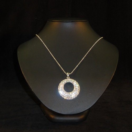 ルナ・サークルネックレス