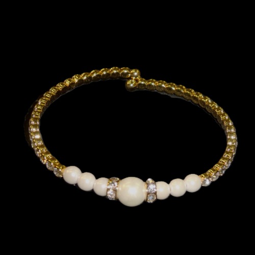 ホワイトグロウ・ゴールドブレスレット