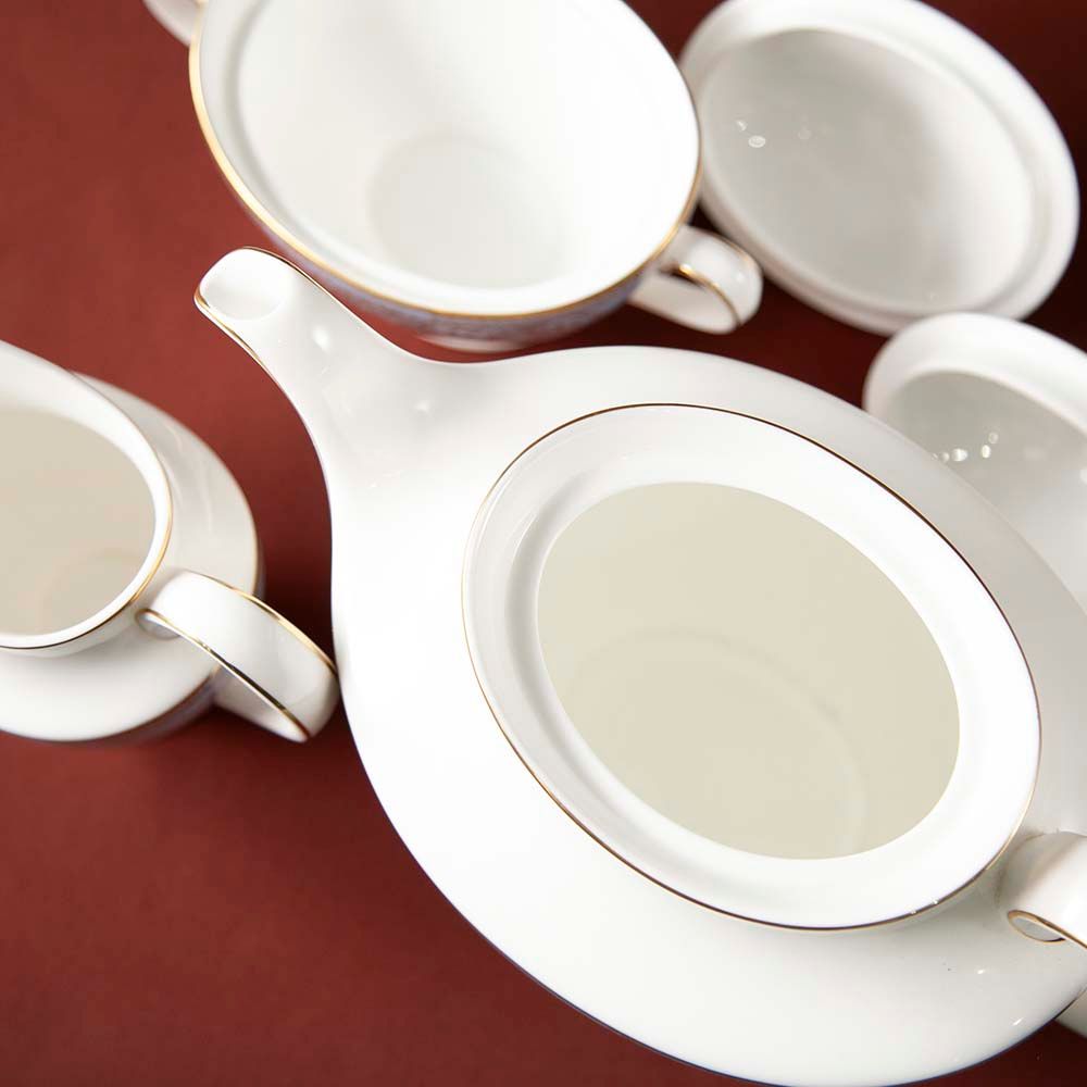 アンティーク イギリスで買い付けた ロイヤルドルトン カーライルブルー ティーポットセット