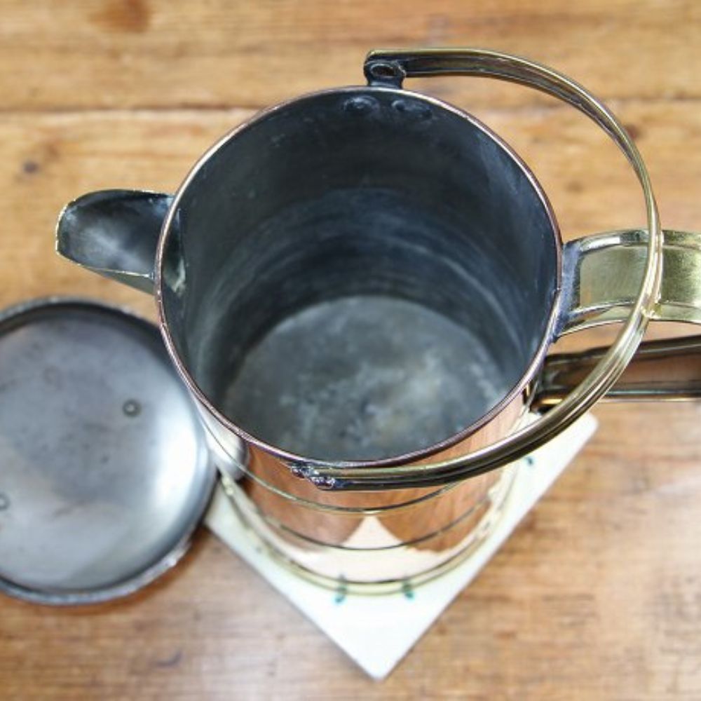 アンティーク イギリスで買い付けたキャンプや アウトドアにもおすすめ COPPER 銅製 円筒形フォルム 水差し