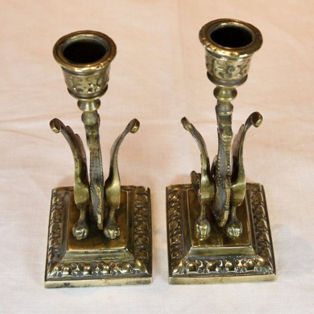 アンティーク イギリスで買い付けた 真鍮製 ドラゴンのデザイン キャンドルスタンド（ペア）