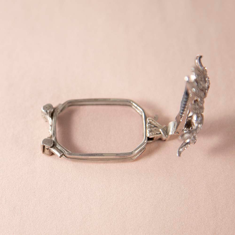 アンティーク イギリスで買い付けた マーカサイトが配された 四角のレンズ ロニェット（拡大鏡・ルーペ）