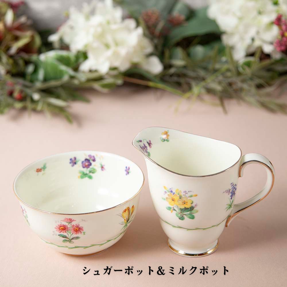 【2026年新規買い付け品】アンティーク イギリスで買い付けた ロイヤルドルトン 1935年製の「ワイルドフラワー」シリーズ