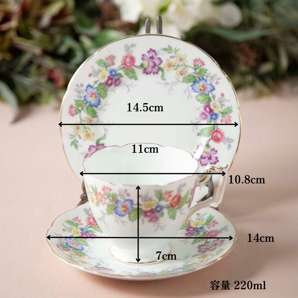 【2026年 新規買い付け品】アンティーク イギリスで買い付けた 名窯「Coalport コールポート」のトリオ