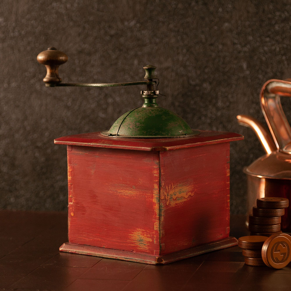 アンティーク フランスで買い付けた PEUGEOT  プジョー社製 手挽き コーヒーミル