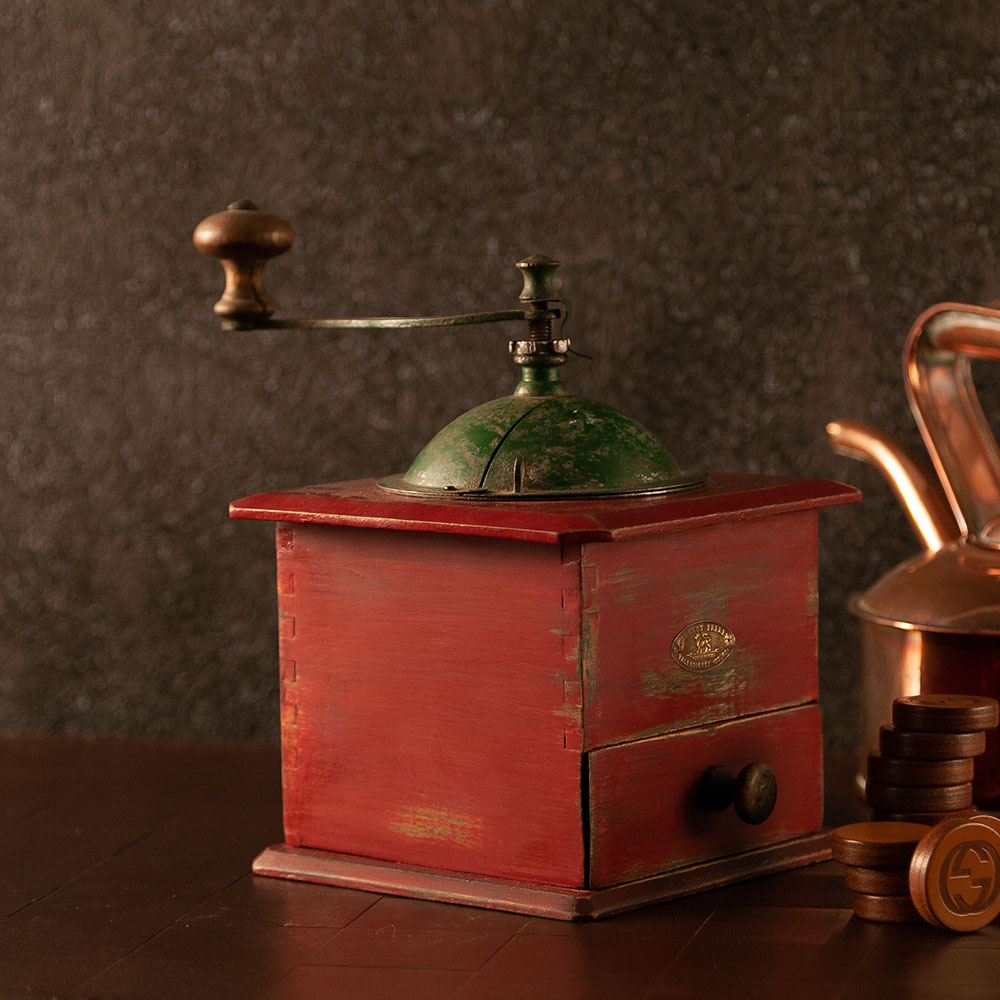 アンティーク フランスで買い付けた PEUGEOT  プジョー社製 手挽き コーヒーミル