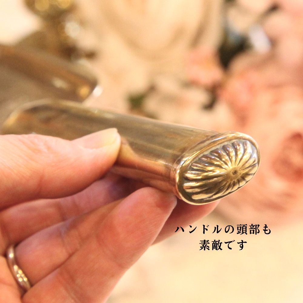 【SOLD OUT】アンティーク イギリスで買い付けた 真鍮製 ダストパン パンくず取り