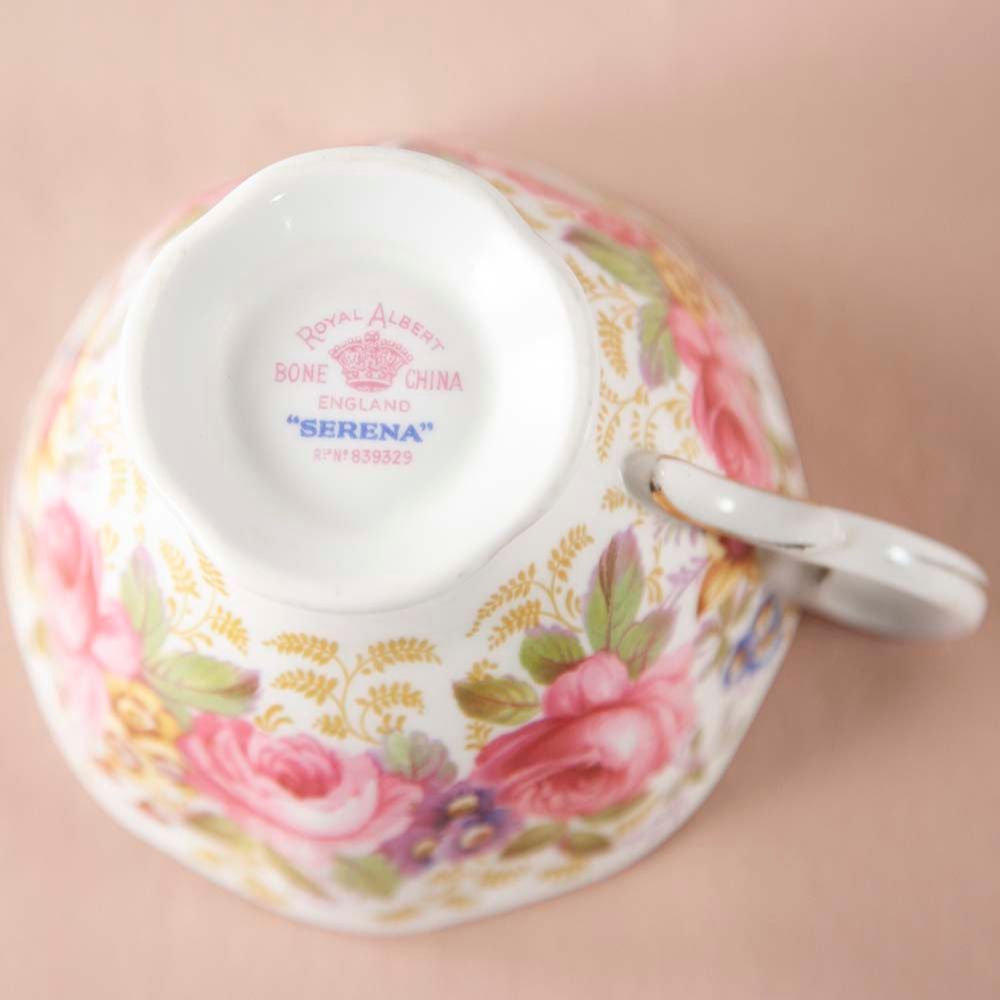 【新着商品】イギリスで買い付けた ロイヤルアルバート Royal Albert SERENA セレナ トリオ