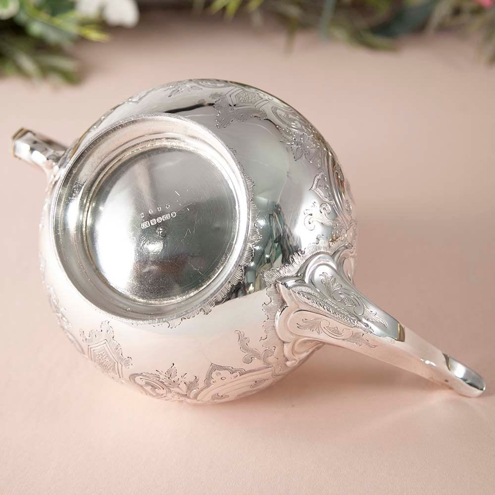 【新着商品】アンティーク　イギリスで買い付けた ヴィクトリア時代 シルバープレート ティーポット