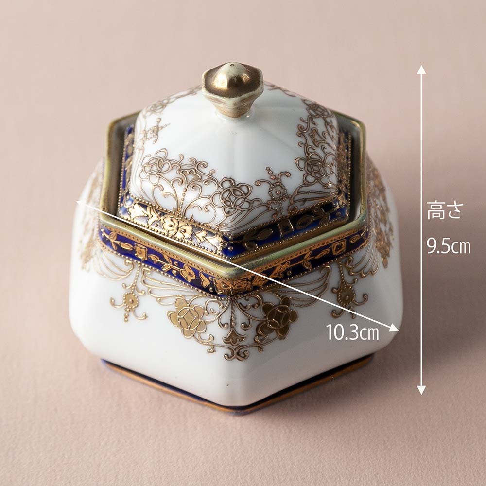 アンティーク イギリスで買い付けた 白磁に深い藍色 金の装飾が美しい オールドノリタケ ドレッサーセット