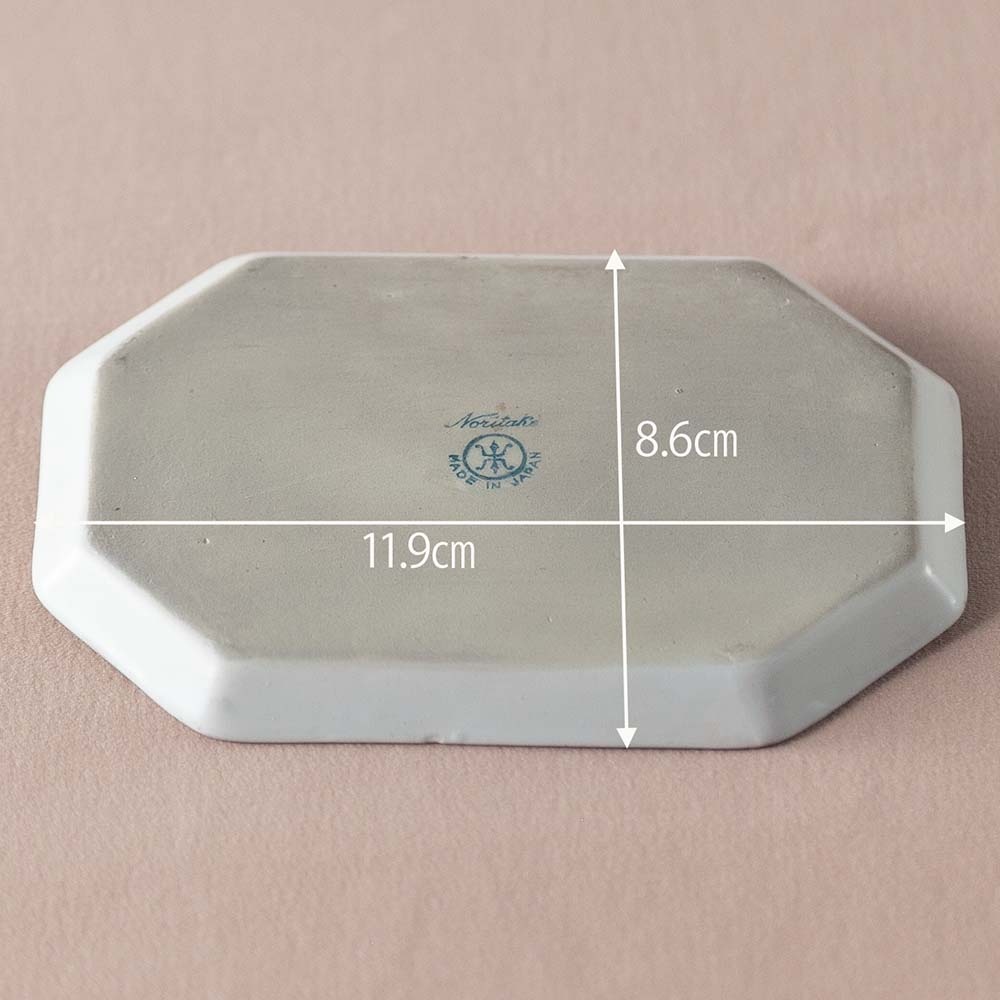 アンティーク イギリスで買い付けた 白磁に深い藍色 金の装飾が美しい オールドノリタケ ドレッサーセット