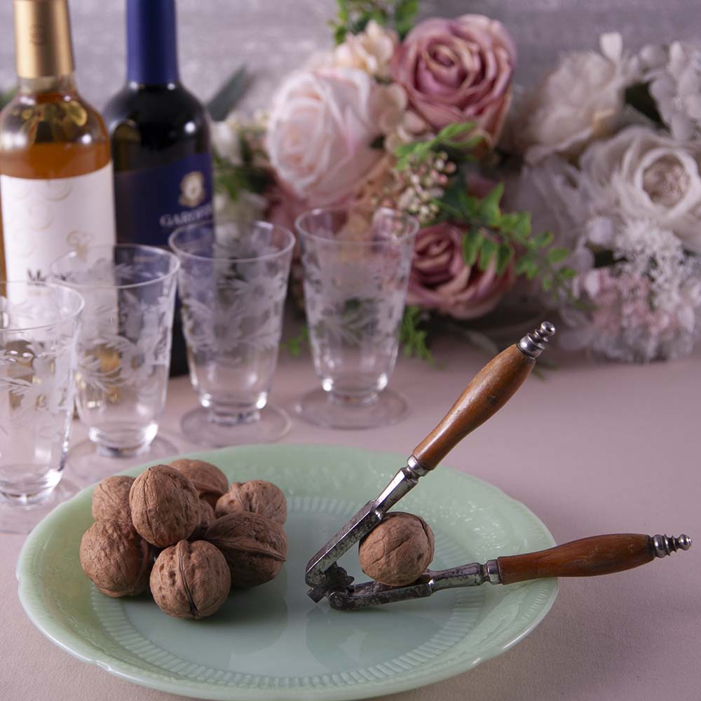 アンティーク イギリスで買い付けた ハンドル部木製 ナッツクラッカー くるみ割り