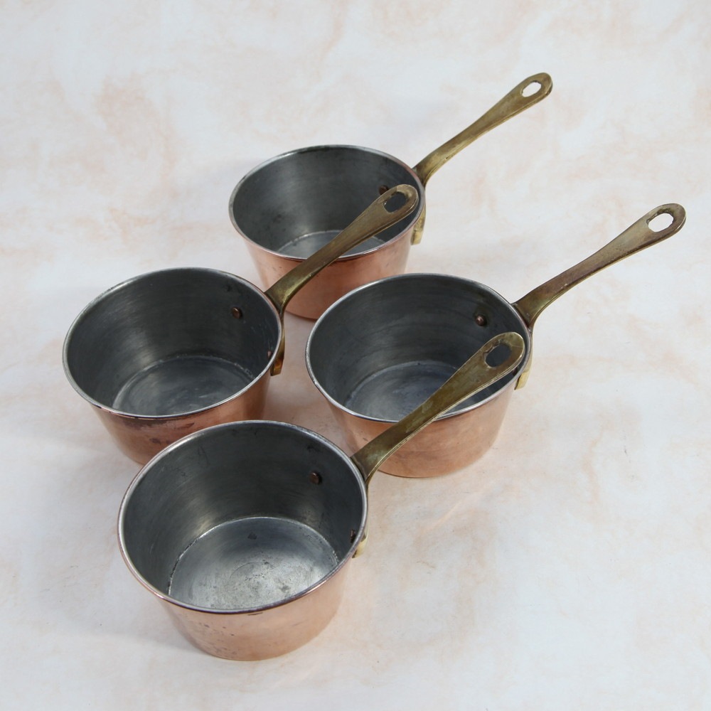 アンティーク イギリスで買い付けた 熱伝導ばっちり キャンプやアウトドアにおすすめ ハンドル付き 銅製（COPPER） 鍋 4点セット