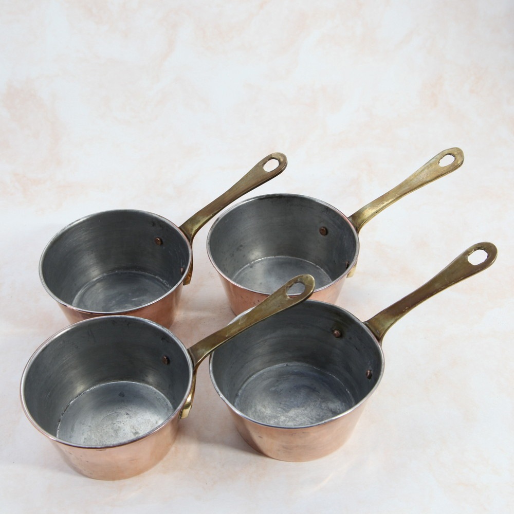 アンティーク イギリスで買い付けた 熱伝導ばっちり キャンプやアウトドアにおすすめ ハンドル付き 銅製（COPPER） 鍋 4点セット