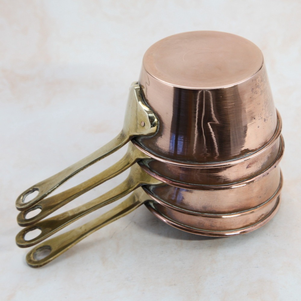 アンティーク イギリスで買い付けた 熱伝導ばっちり キャンプやアウトドアにおすすめ ハンドル付き 銅製（COPPER） 鍋 4点セット