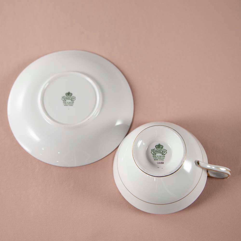 【新着商品】アンティーク イギリスで買い付けた AYNSLEY エインズレイ カップ＆ソーサー