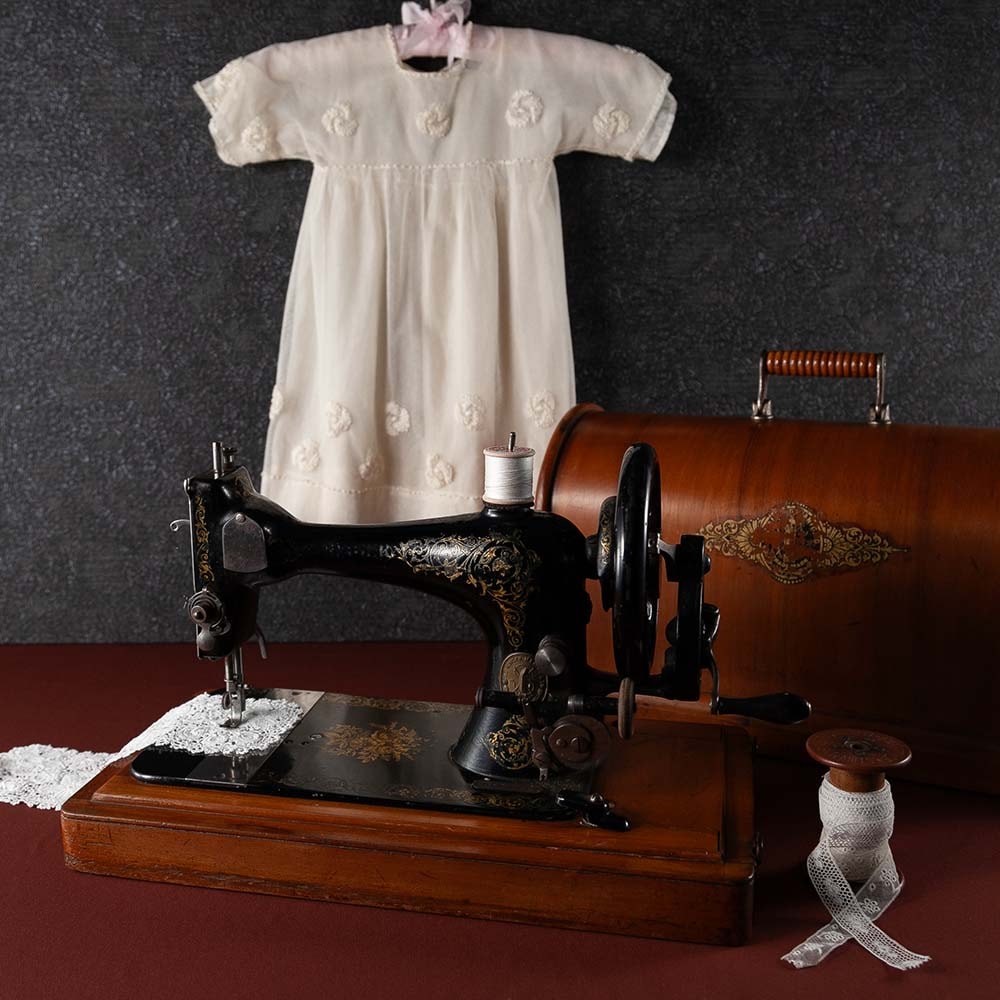 【SOLD OUT】アンティーク イギリスで買い付けた 1891年（明治24年）製 ヴィクトリア時代 Singer シンガー 手回しミシン