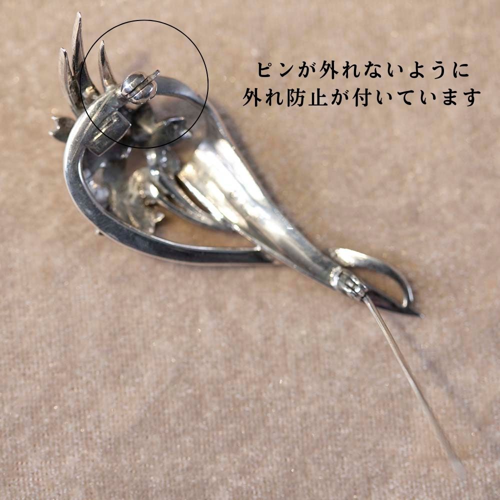 【新着商品】アンティーク イギリスで買い付けた 1930年代製 マーカサイトが配された 花束のデザイン ブローチ