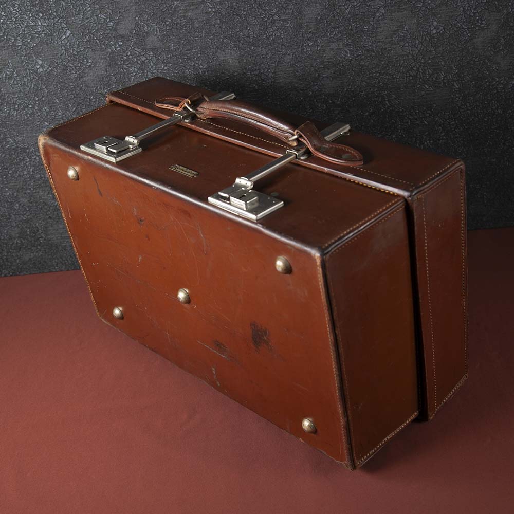 【SOLD OUT】アンティーク イギリス紳士が愛した 1930年代製 Revelation エキスパンダブル アタッシュケース 拡張機能付き 本革 レザー トランク（アタッシュケース）英国アンティーク 