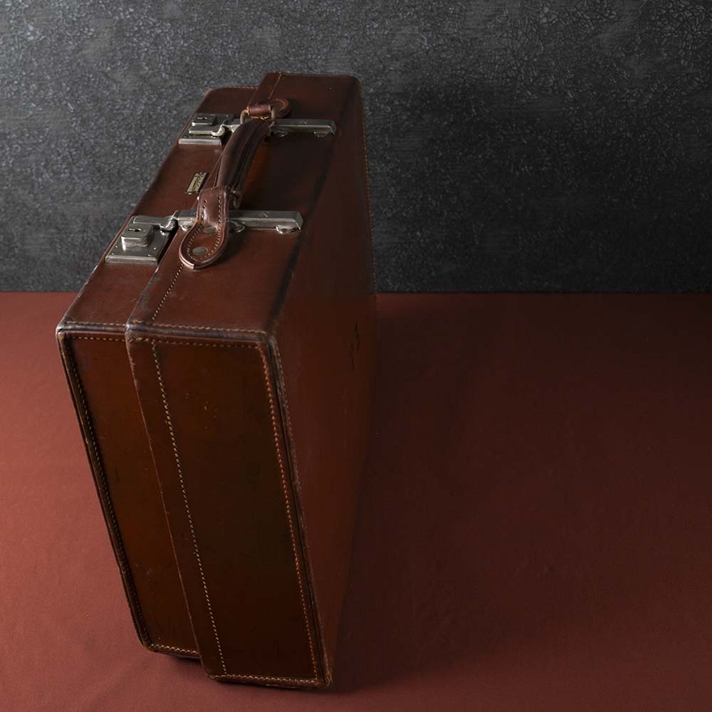 【SOLD OUT】アンティーク イギリス紳士が愛した 1930年代製 Revelation エキスパンダブル アタッシュケース 拡張機能付き 本革 レザー トランク（アタッシュケース）英国アンティーク 