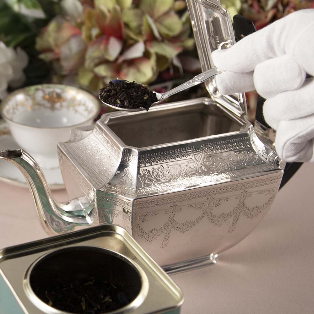 アンティーク イギリスで買い付けた ヴィクトリア時代より前 スターリングシルバー バーミンガム製 キャディースプーン ホールマーク入り