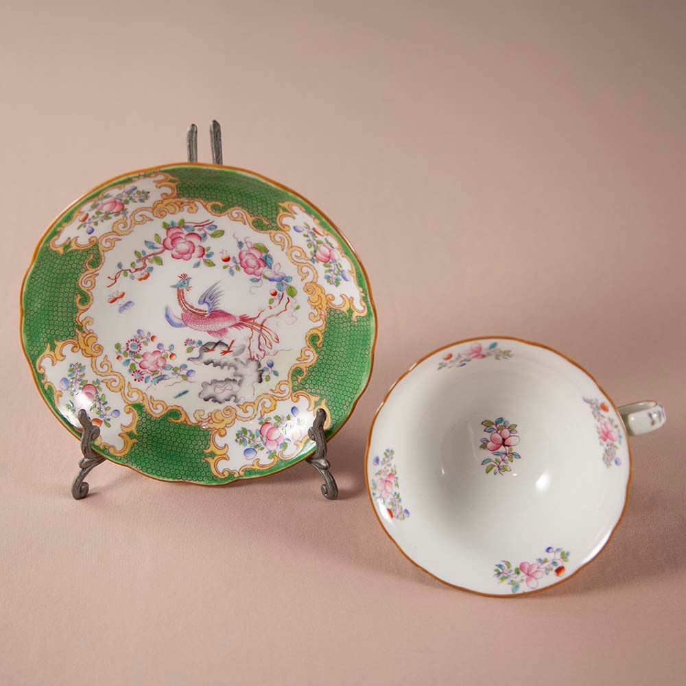 【SOLD OUT】アンティーク イギリスで買い付けた ミントン カップ＆ソーサー 1891年～1901年製 伝説の鳥コカトリス