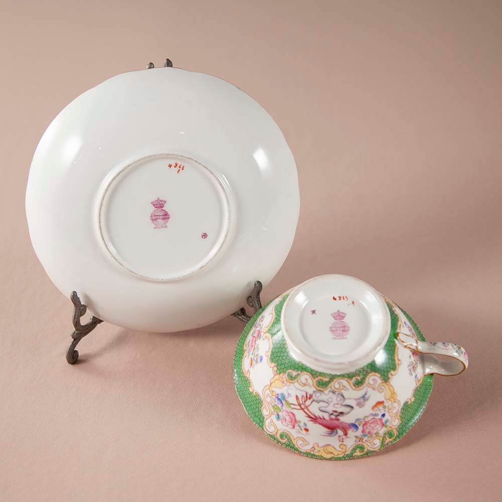 【SOLD OUT】アンティーク イギリスで買い付けた ミントン カップ＆ソーサー 1891年～1901年製 伝説の鳥コカトリス