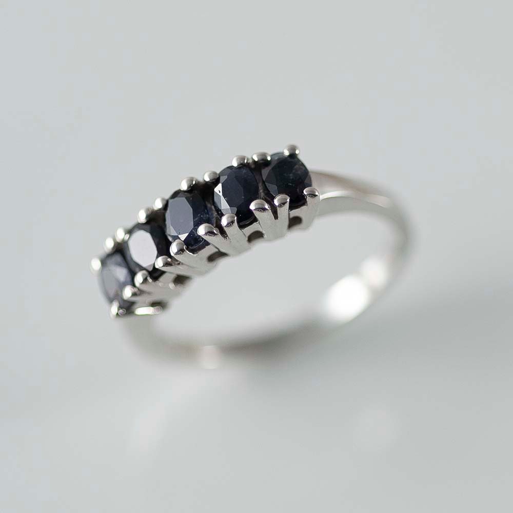 ヴィンテージ イギリスで買い付けた プレゼントにもおすすめ クリスタルガラスが配された シルバー リング 12号