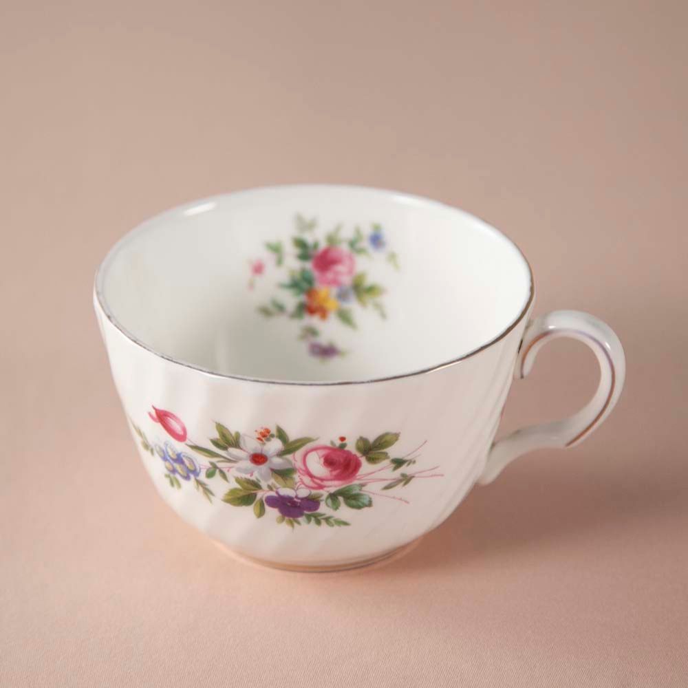 【新着商品】ヴィンテージ品 イギリスで買い付けた ミントン カップ＆ソーサー MARLOW マーロウ トリオ