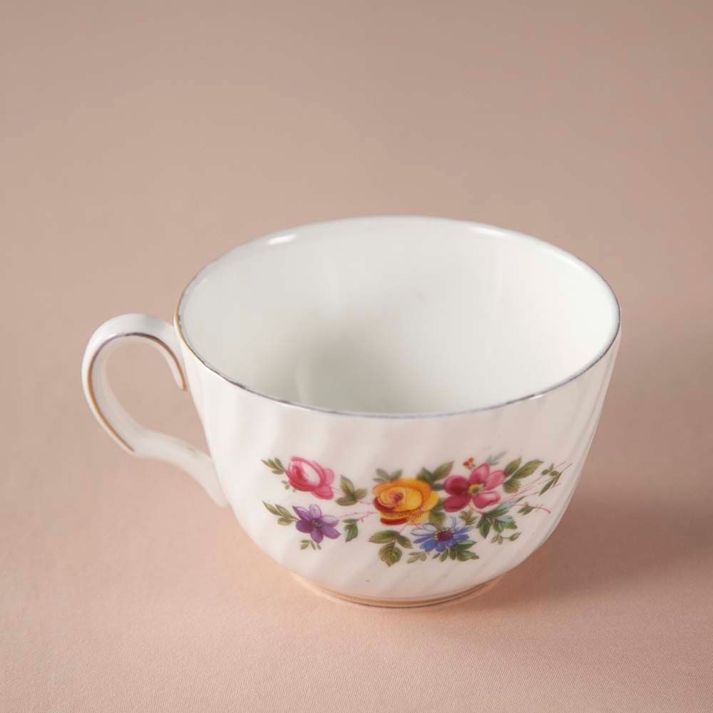 【新着商品】ヴィンテージ品 イギリスで買い付けた ミントン カップ＆ソーサー MARLOW マーロウ トリオ