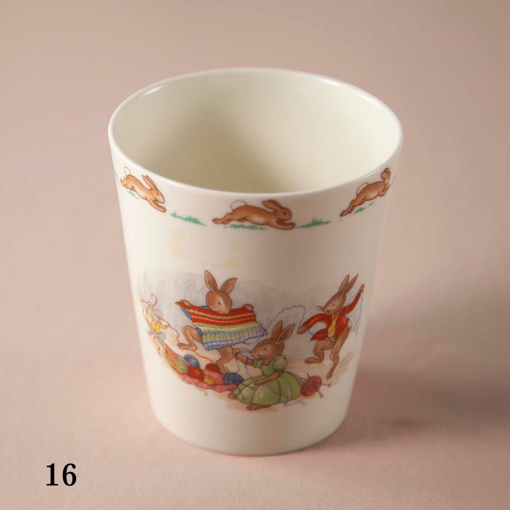 【新着仲間入り】イギリスで買い付けた Royal Doulton ロイヤルドルトン バニキンズ プレート カップ特集