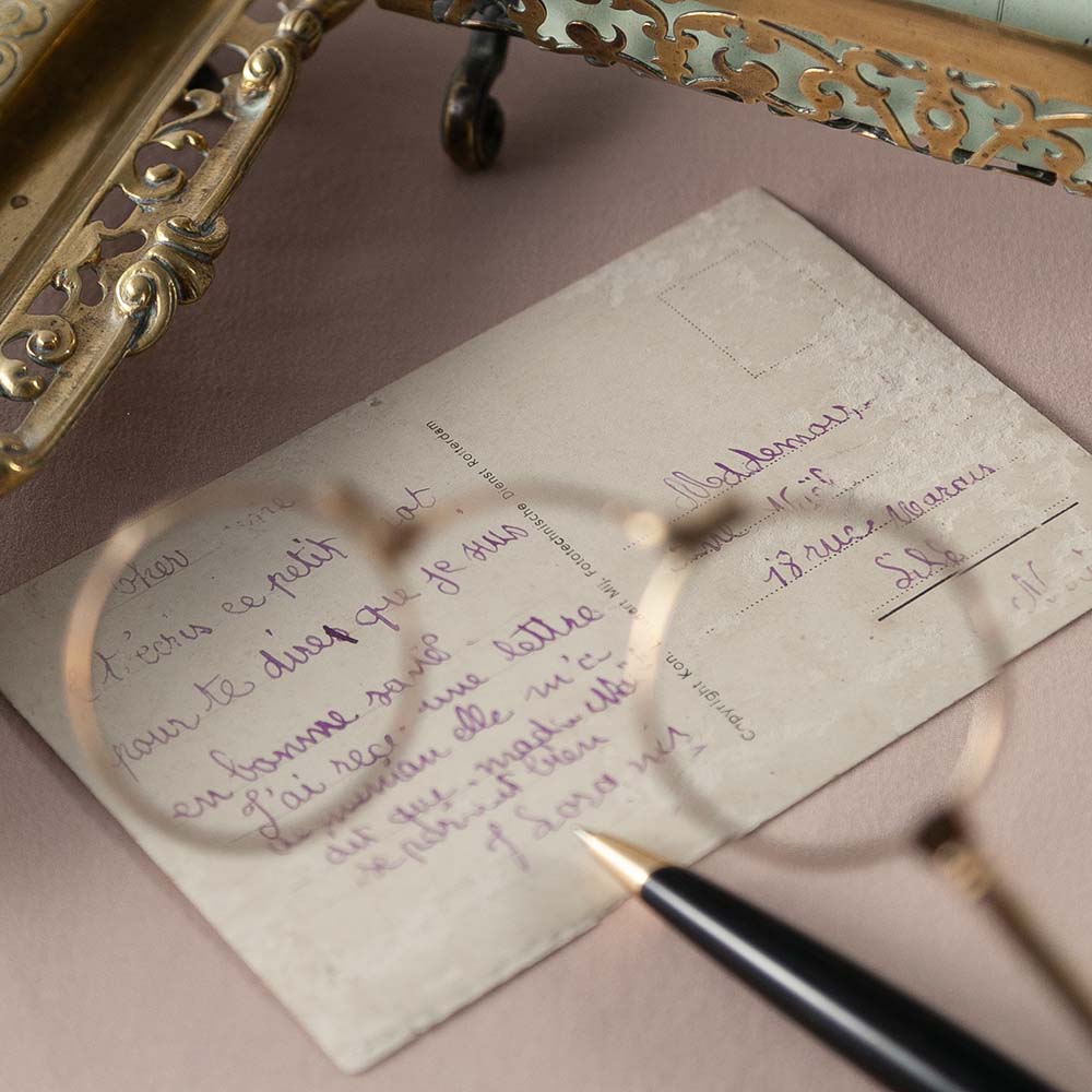 アンティーク イギリスで買い付けた 真鍮製 丸いレンズ ロニェット（拡大鏡）