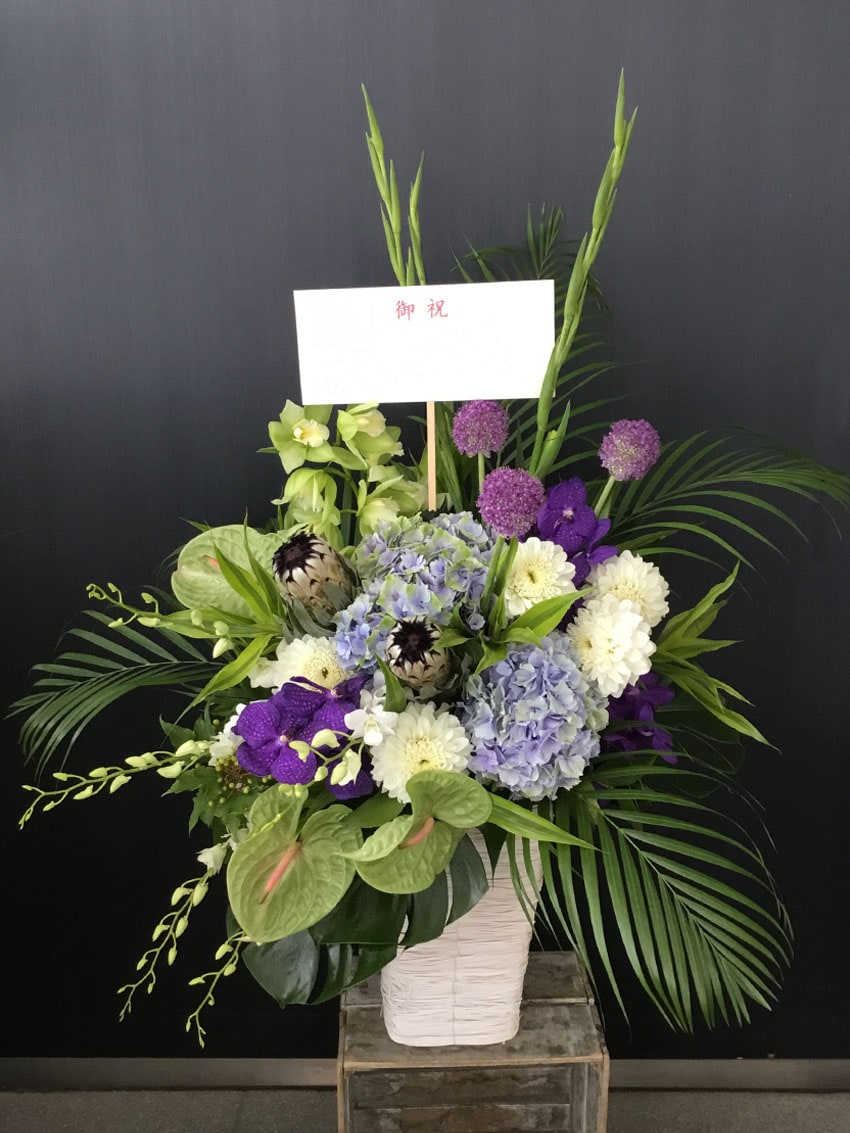 【お祝いアレンジメント】白グリーン×パープル