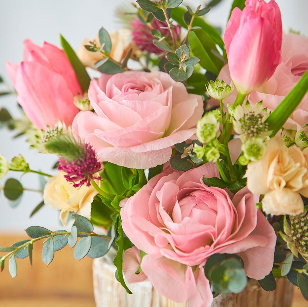 【季節の生花アレンジメント】春の花便り〈60-80サイズ〉