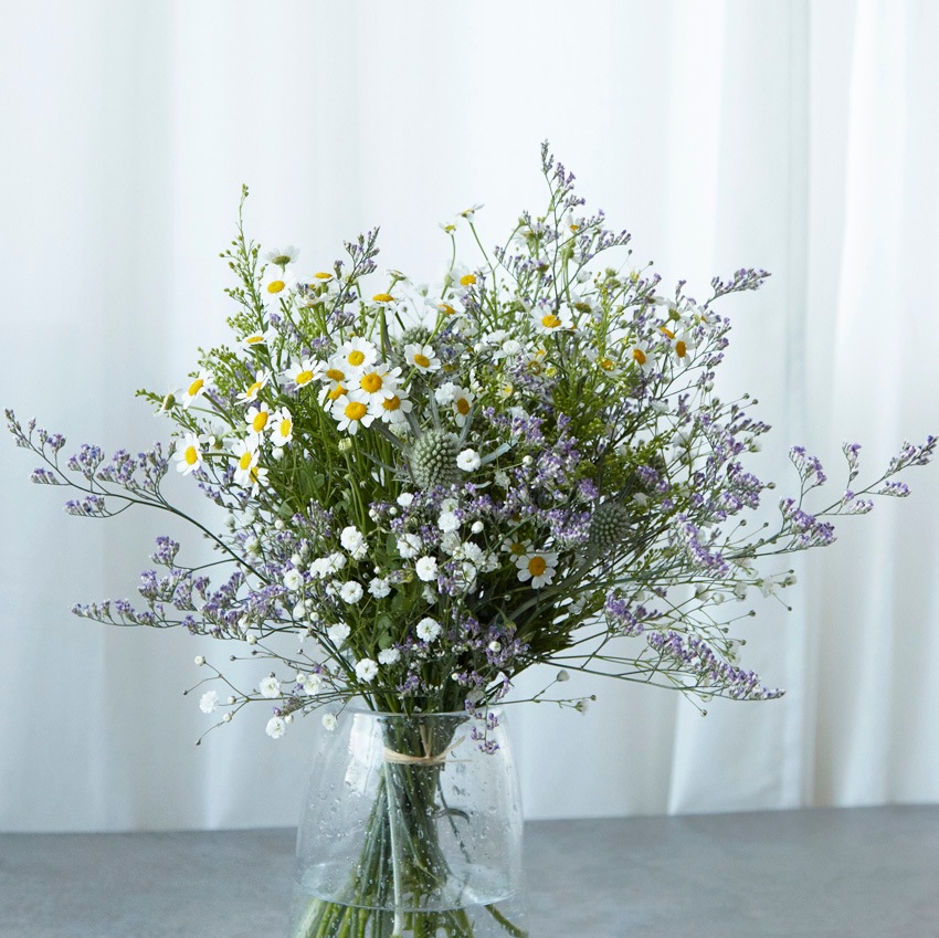 【お供え・お悔やみ生花ブーケ】　シャンペトルブーケ champetre bouquet〈100-120サイズ〉