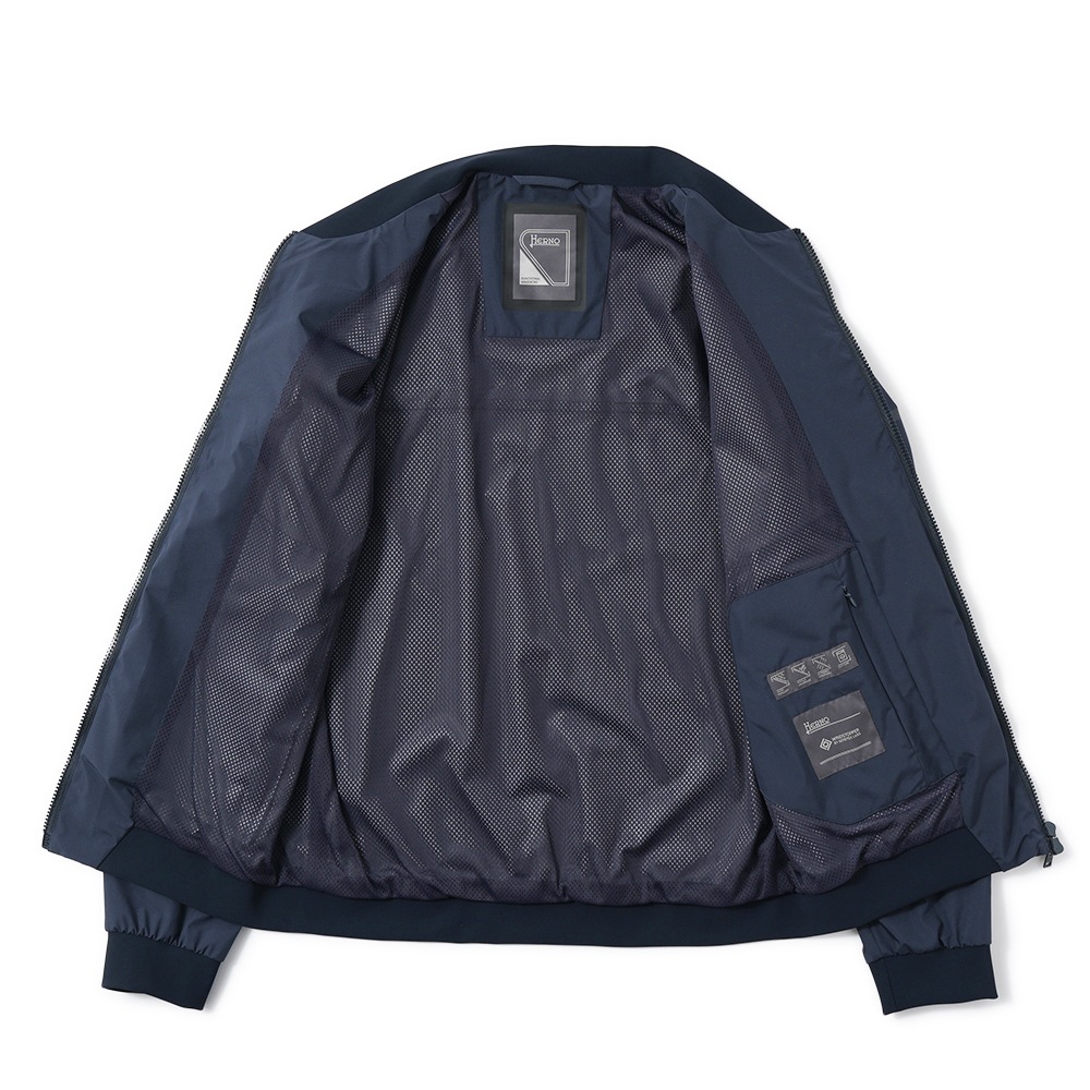 HERNO ヘルノ FUNCTIONAL WARDROBE GORE-TEX 2レイヤー MA-1型 ジップアップブルゾン GI000457U-11106 NAVY