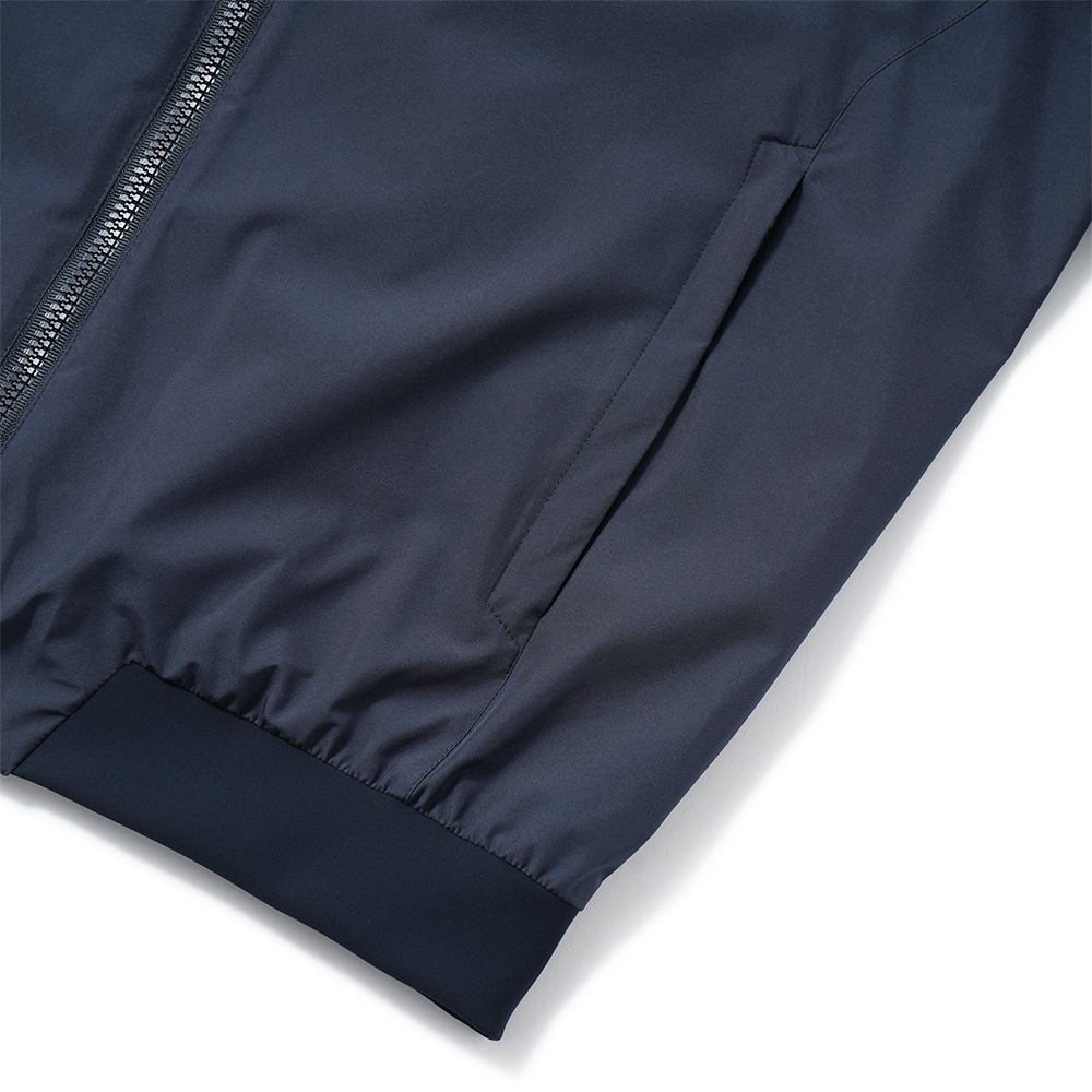 HERNO ヘルノ FUNCTIONAL WARDROBE GORE-TEX 2レイヤー MA-1型 ジップアップブルゾン GI000457U-11106 NAVY