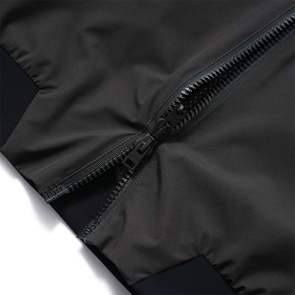 HERNO ヘルノ FUNCTIONAL WARDROBE GORE-TEX 2レイヤー MA-1型 ジップアップブルゾン GI000457U-11106 BROWN BLACK