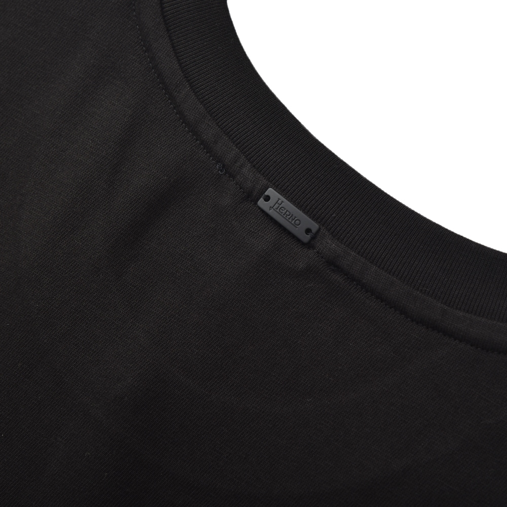 HERNO Laminar ヘルノ ラミナー ゴアテックス ポケット コンパクトジャージ ショートスリーブTシャツ JG00015UL-52000 BLACK