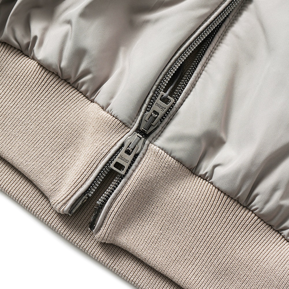 HERNO ヘルノ ポリエステル・コットンピケニット 中綿 ジップアップベスト MC000165U-72056 TAUPE