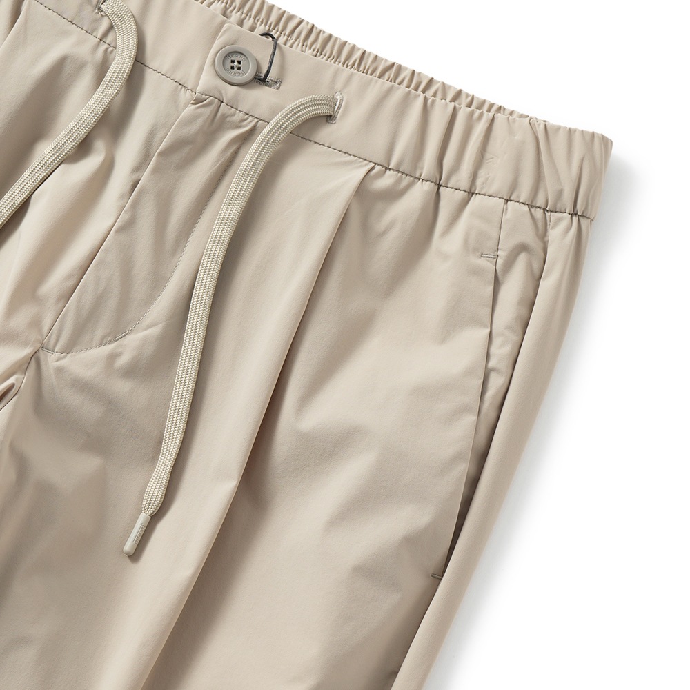 HERNO ヘルノ NYLON MAESTRO ストレッチナイロン シャーリングパンツ PT000077U/12691Z IVORY