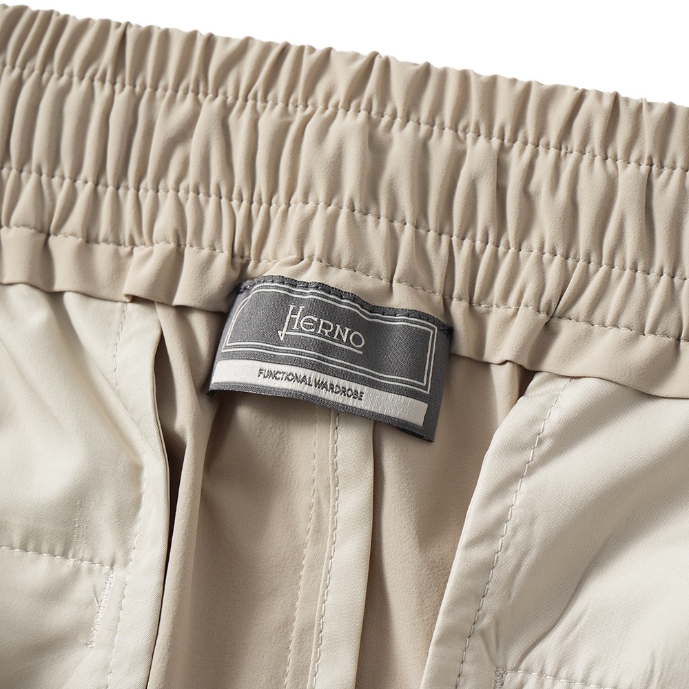 HERNO ヘルノ NYLON MAESTRO ストレッチナイロン シャーリングパンツ PT000077U/12691Z IVORY