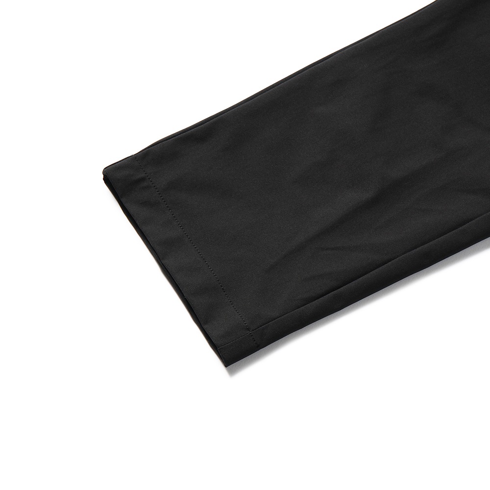 HERNO Laminar ヘルノ ラミナー ポリエステル ナチュラルストレッチ カーゴパンツ PT00007UL/12503 BLACK